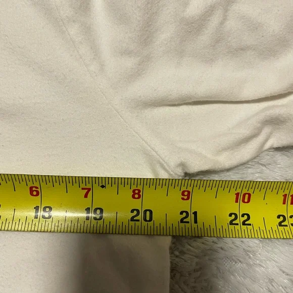 NWOT Unisex Hollister “The Co Stands For Comfort” Couch Graphic Long Sleeve - Picture 8 of 12